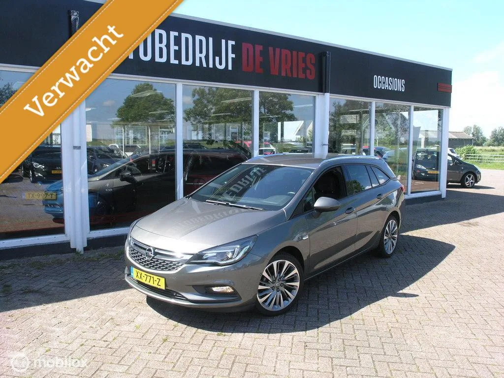 Opel Astra (2019) — foto 1