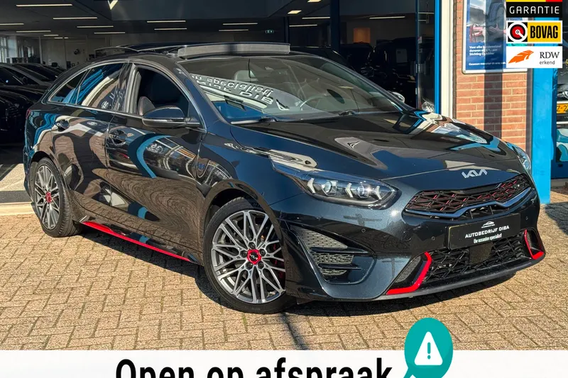 Kia ProCeed (2022)