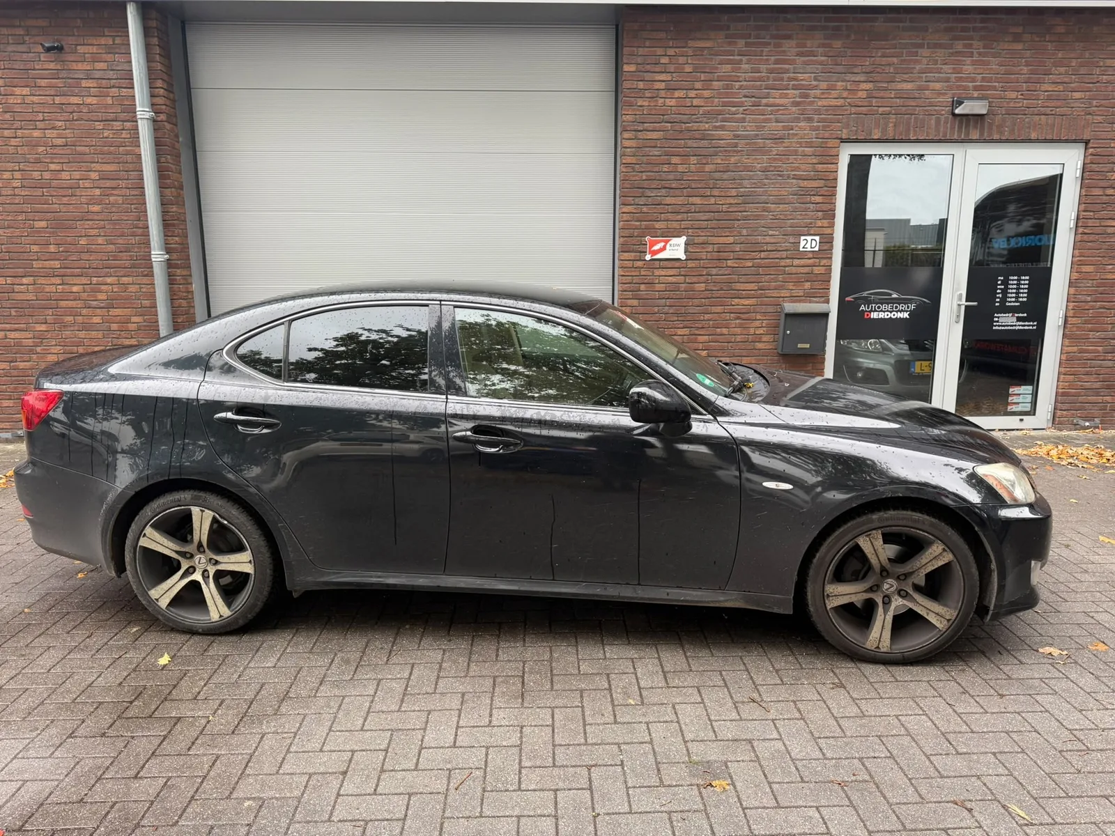 Lexus IS (2006) — foto 1