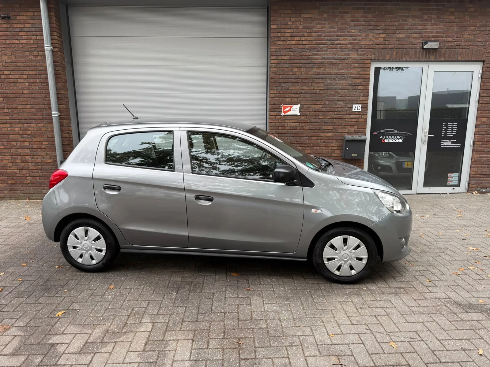 Mitsubishi Space Star (2016) — foto 1
