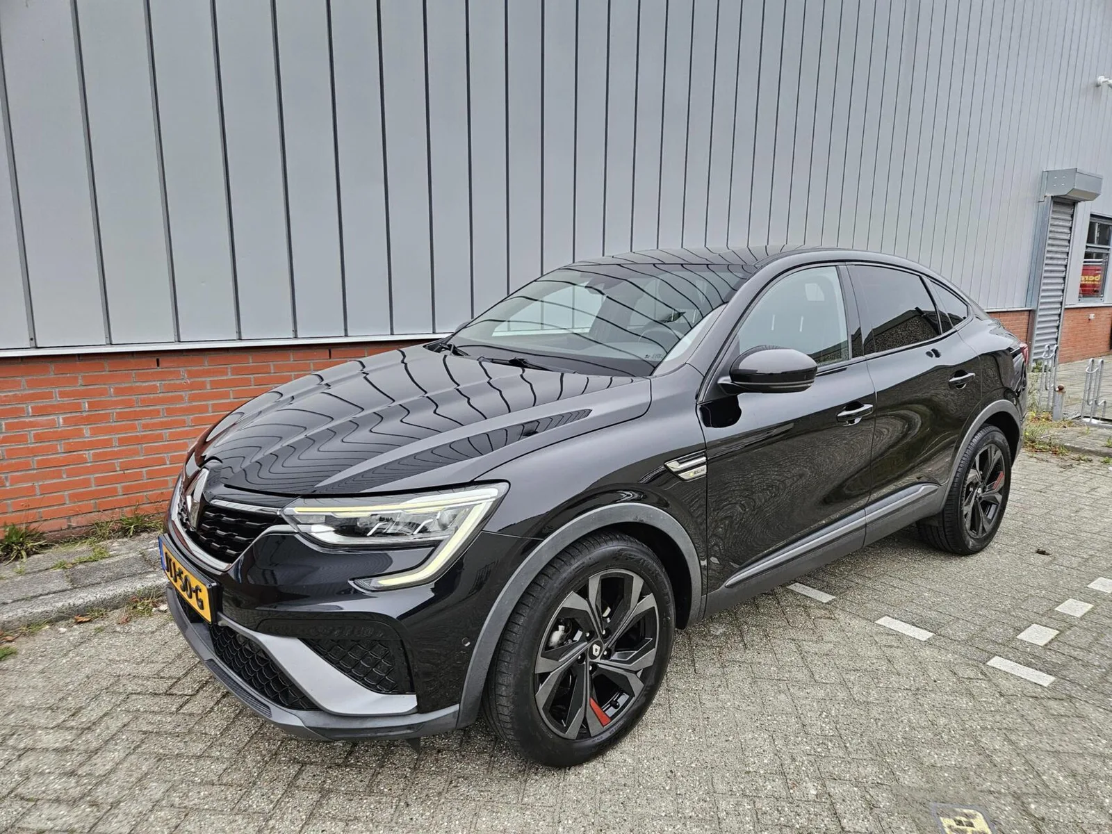 Renault Arkana (2022) — foto 1