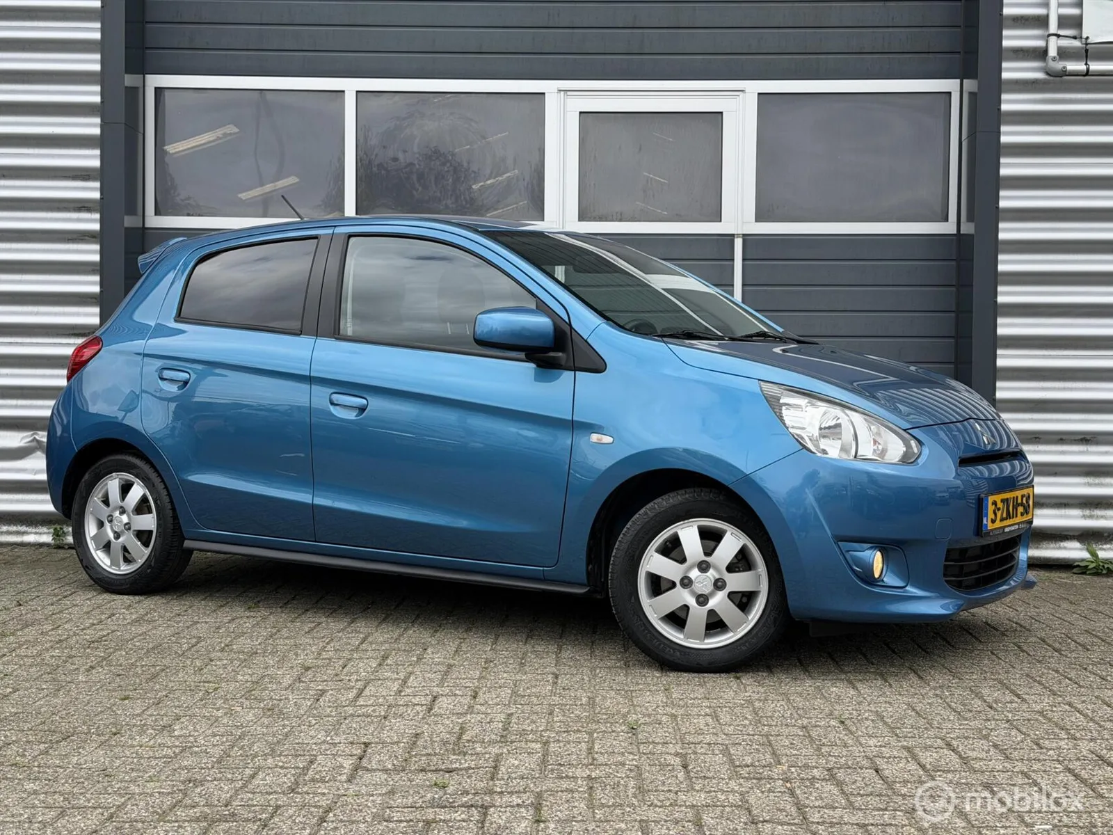 Mitsubishi Space Star (2015) — foto 1