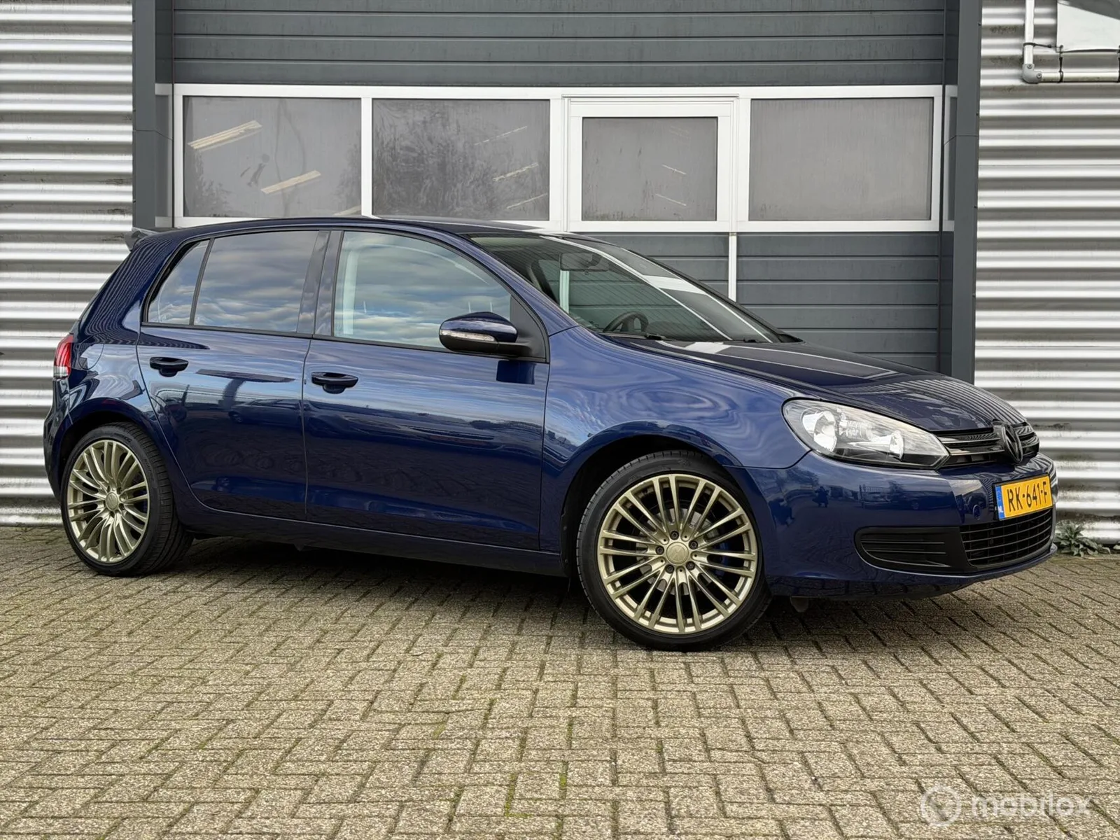 Volkswagen Golf (2010) — foto 1