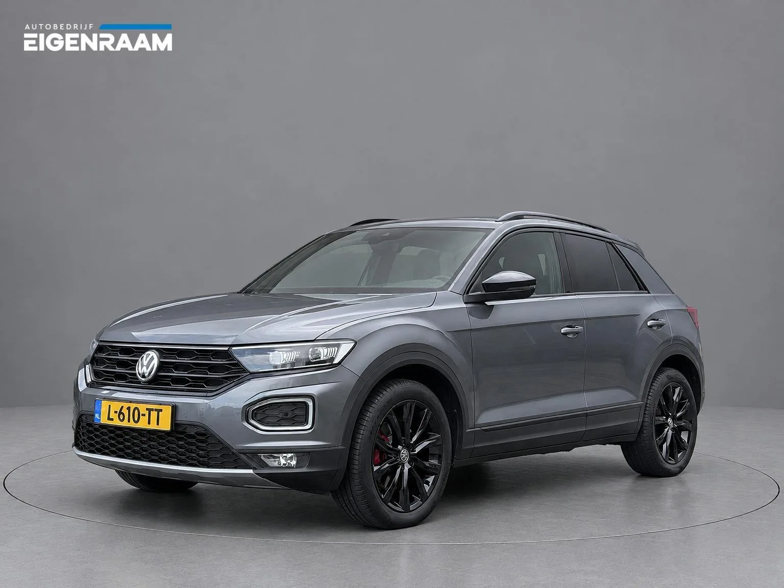 Volkswagen T-Roc (2020) — foto 1