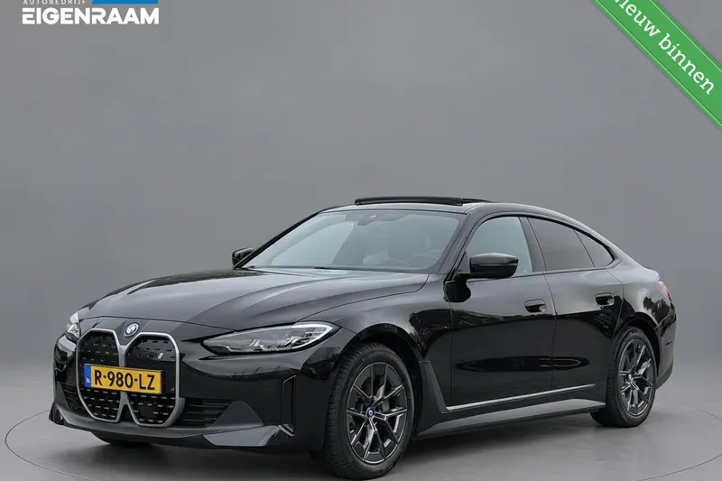 BMW i4 (2022)