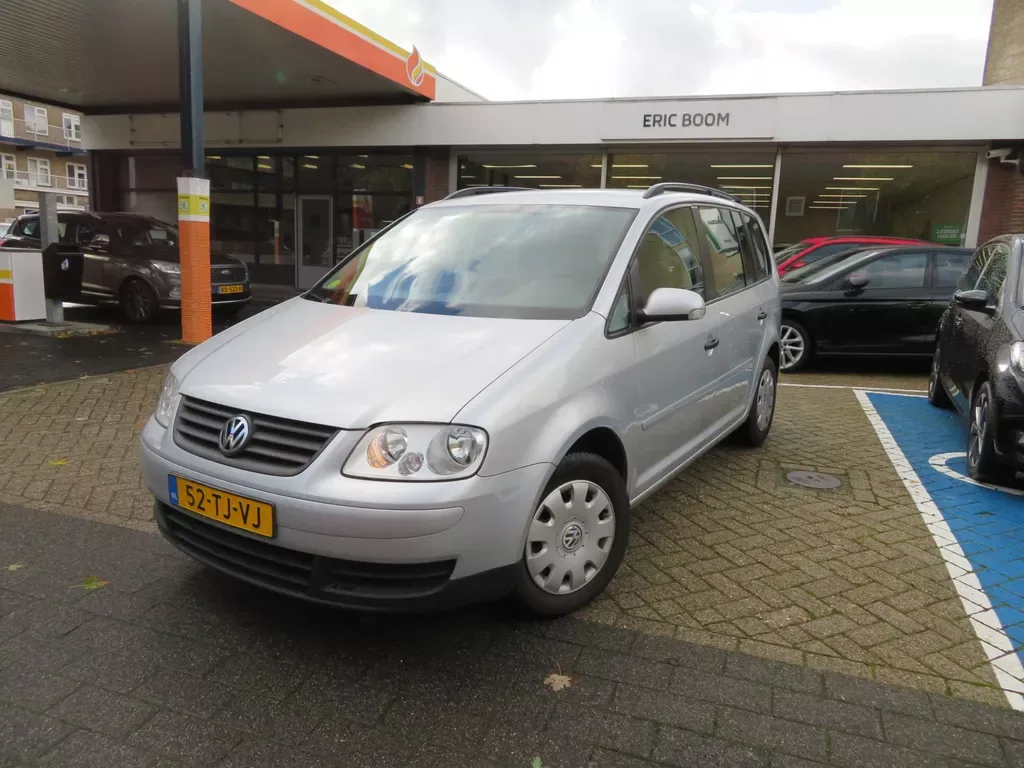Volkswagen Touran (2006) — foto 1