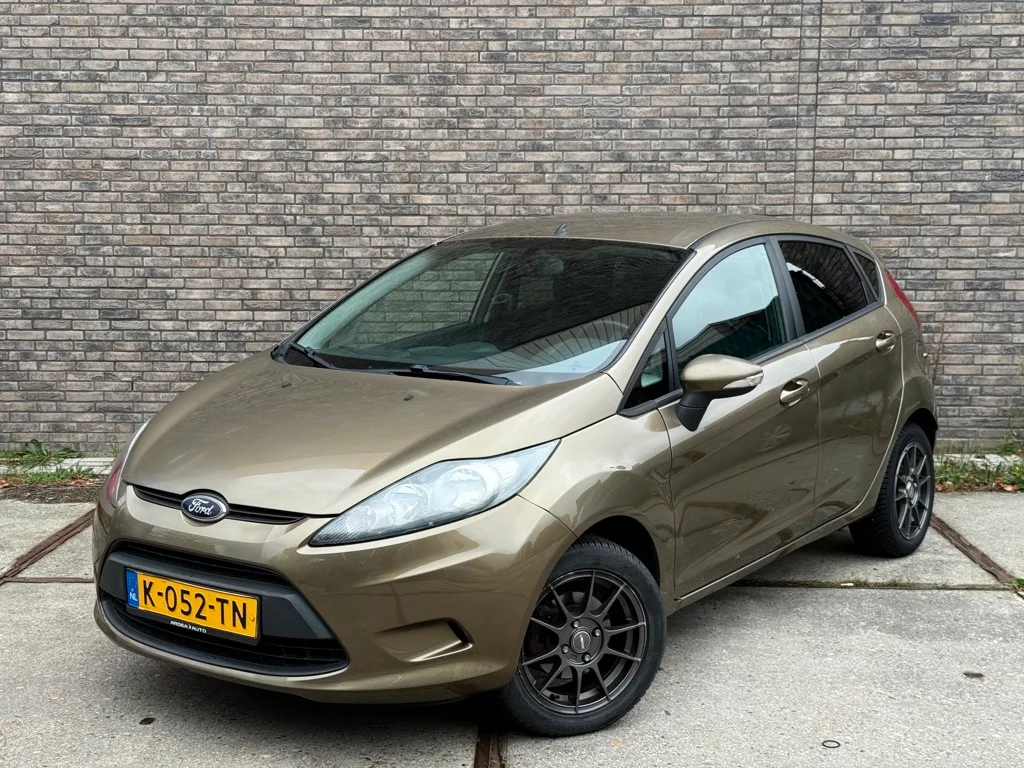 Ford Fiesta (2012) — foto 1
