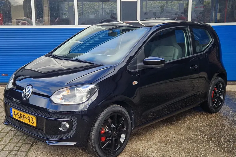Volkswagen Up! (2012)