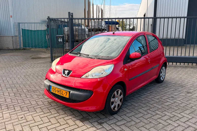Peugeot 107 (2009)