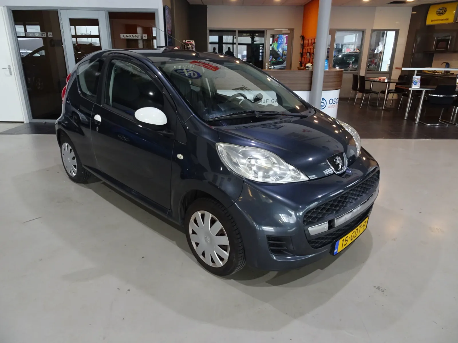 Peugeot 107 (2008) — foto 1