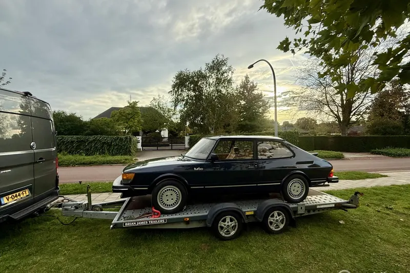 Saab 900 (1983)