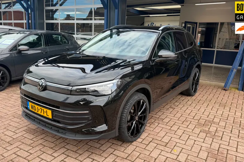 Volkswagen Tiguan (2025)