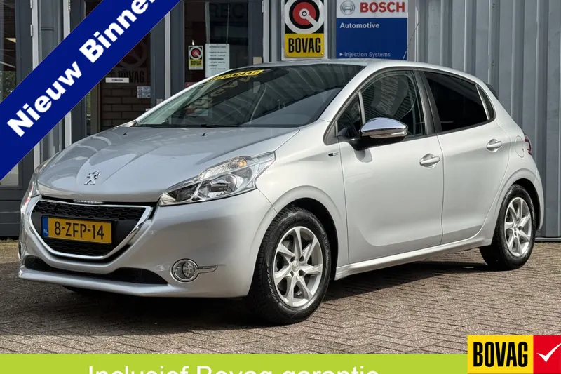 Peugeot 208 (2015)