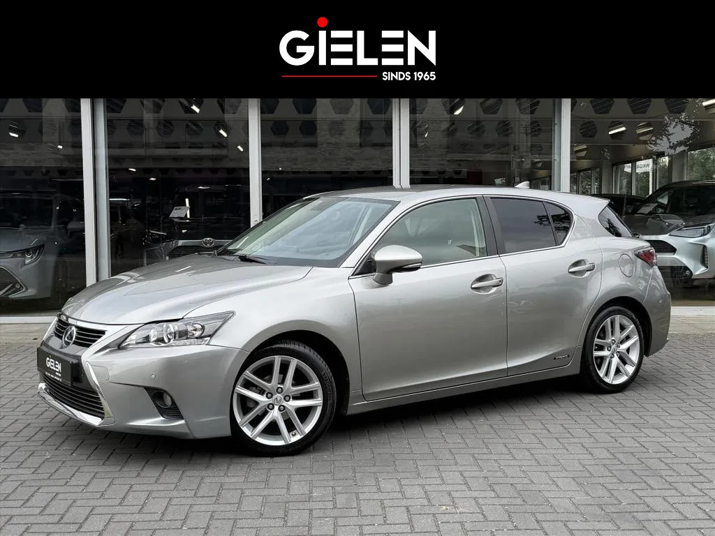 Lexus CT (2016) — foto 1