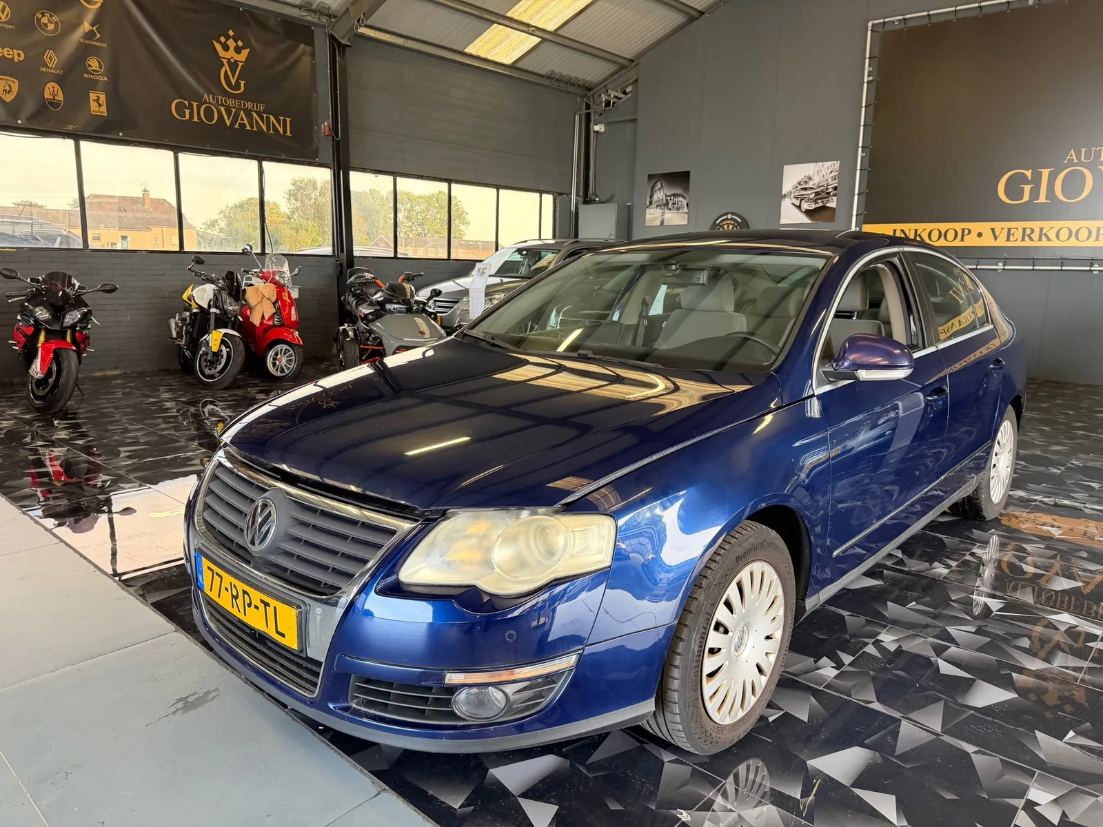 Volkswagen Passat (2005) — foto 1