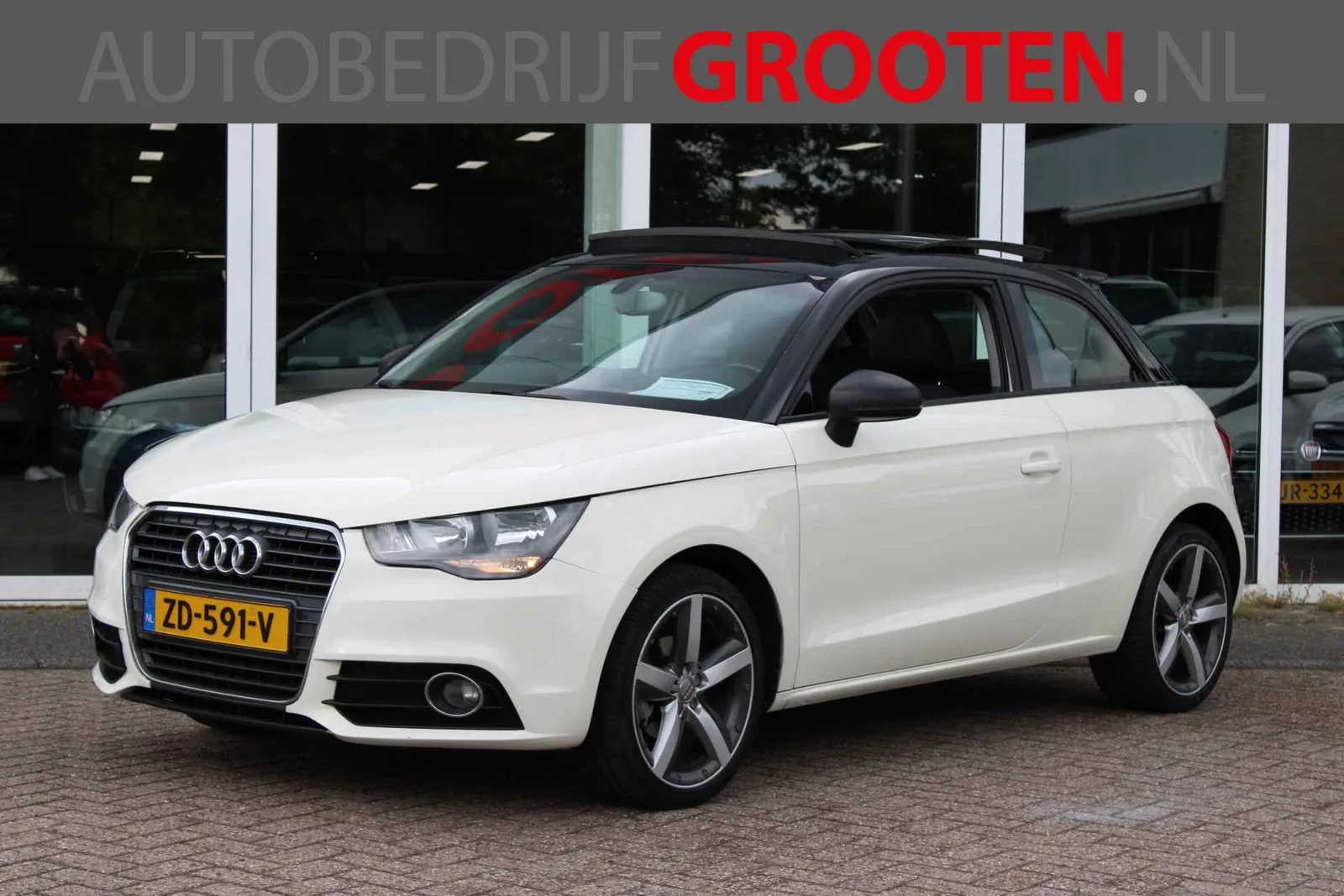 Audi A1 (2011) — foto 1