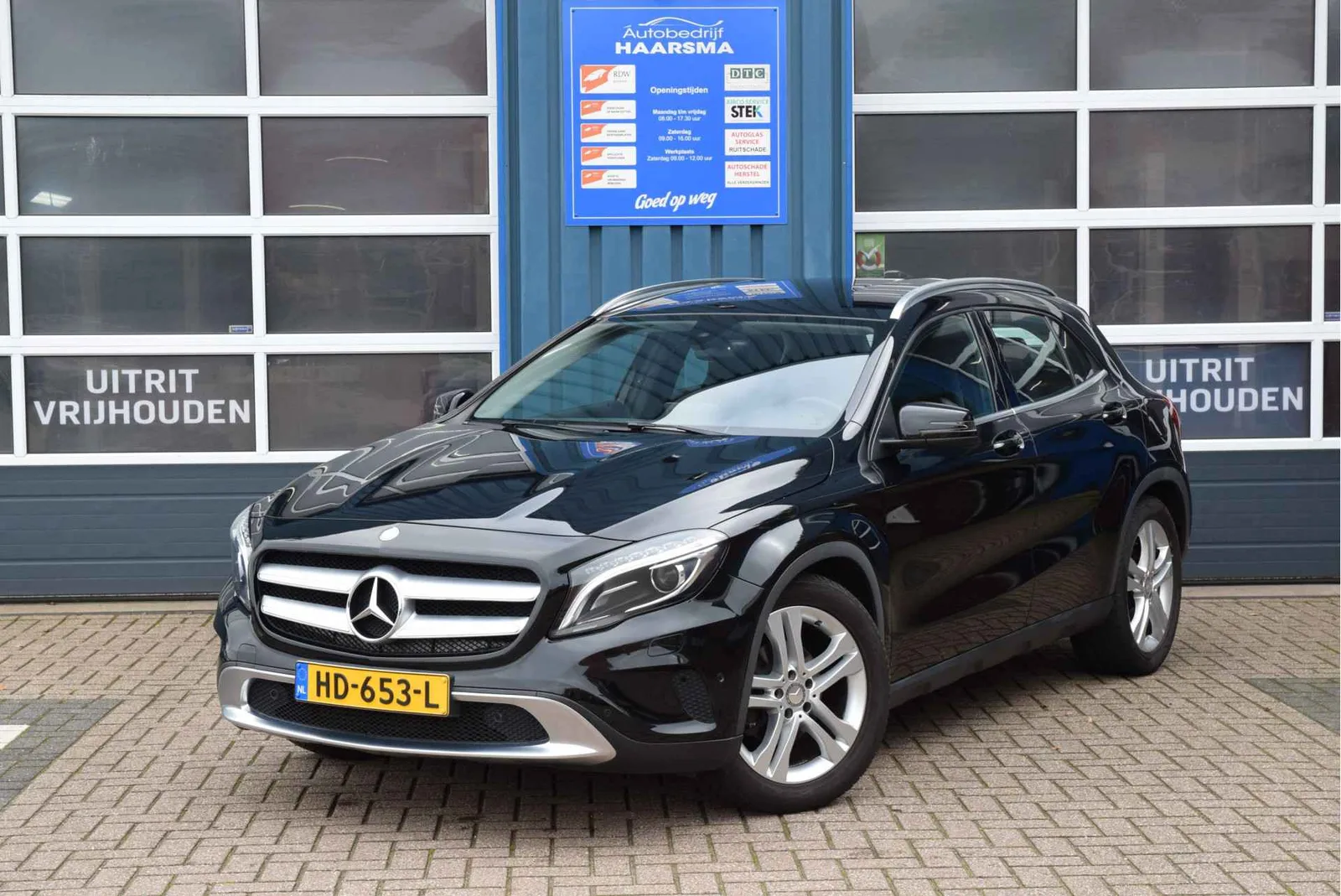 Mercedes-Benz GLA-Klasse (2015) — foto 1
