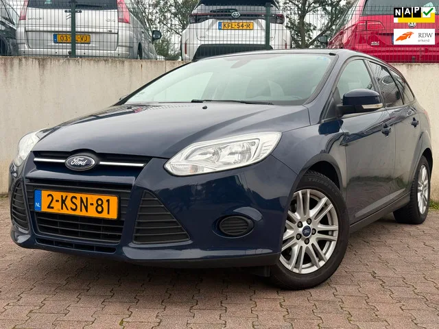 Ford Focus (2013) — foto 1