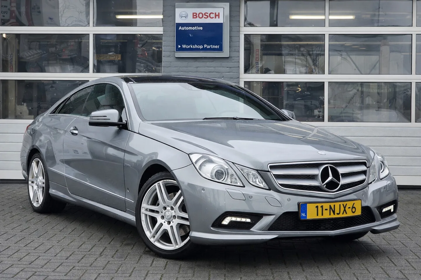 Mercedes-Benz E-Klasse (2010) — foto 1