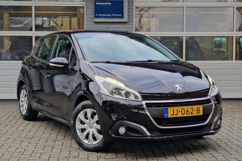 Peugeot 208 (2016)