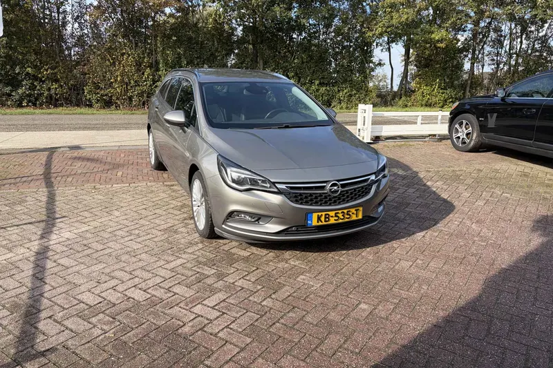 Opel Astra (2016)