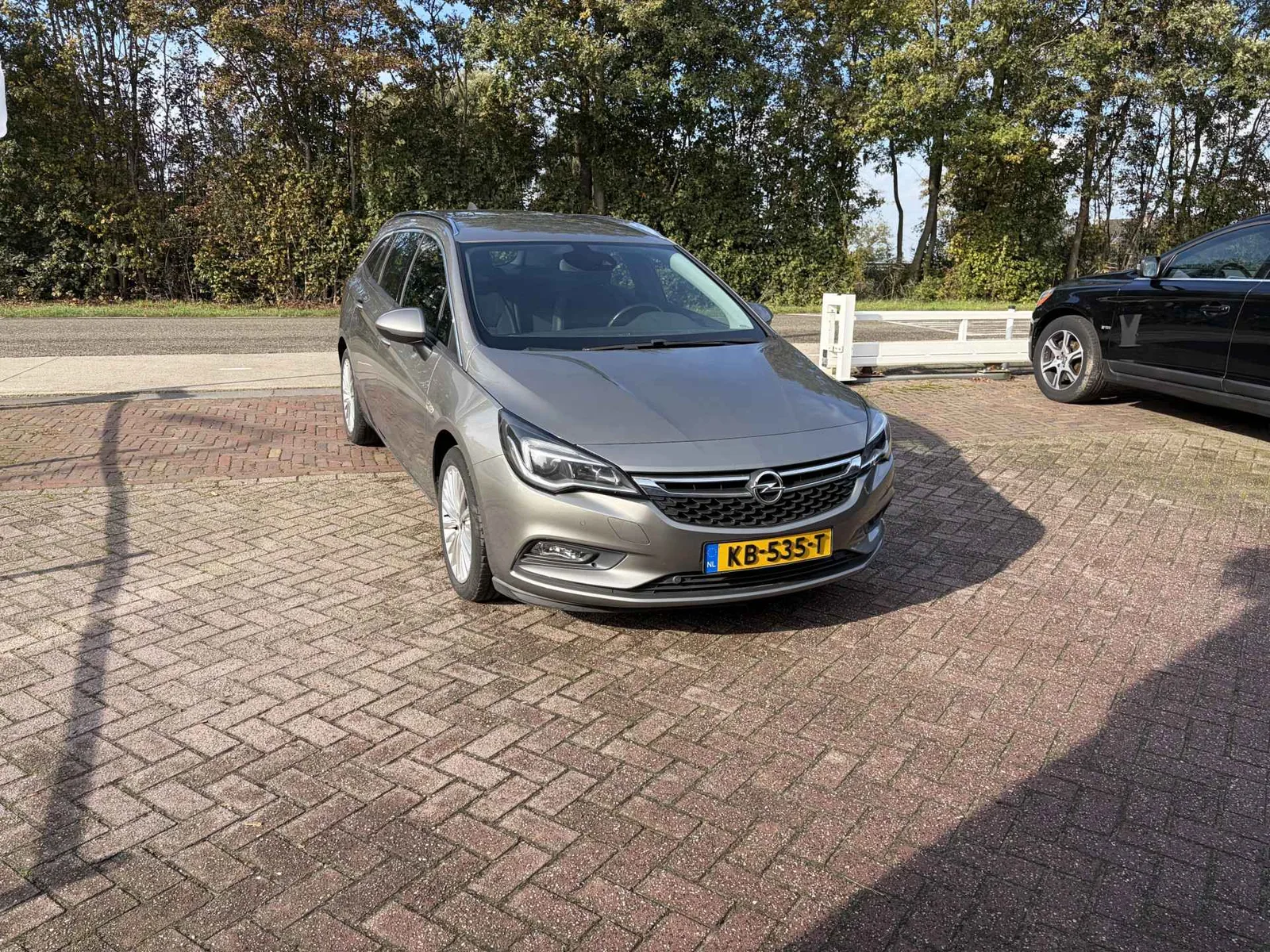 Opel Astra (2016) — foto 1