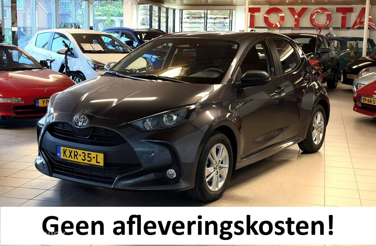 Toyota Yaris (2025) — foto 1