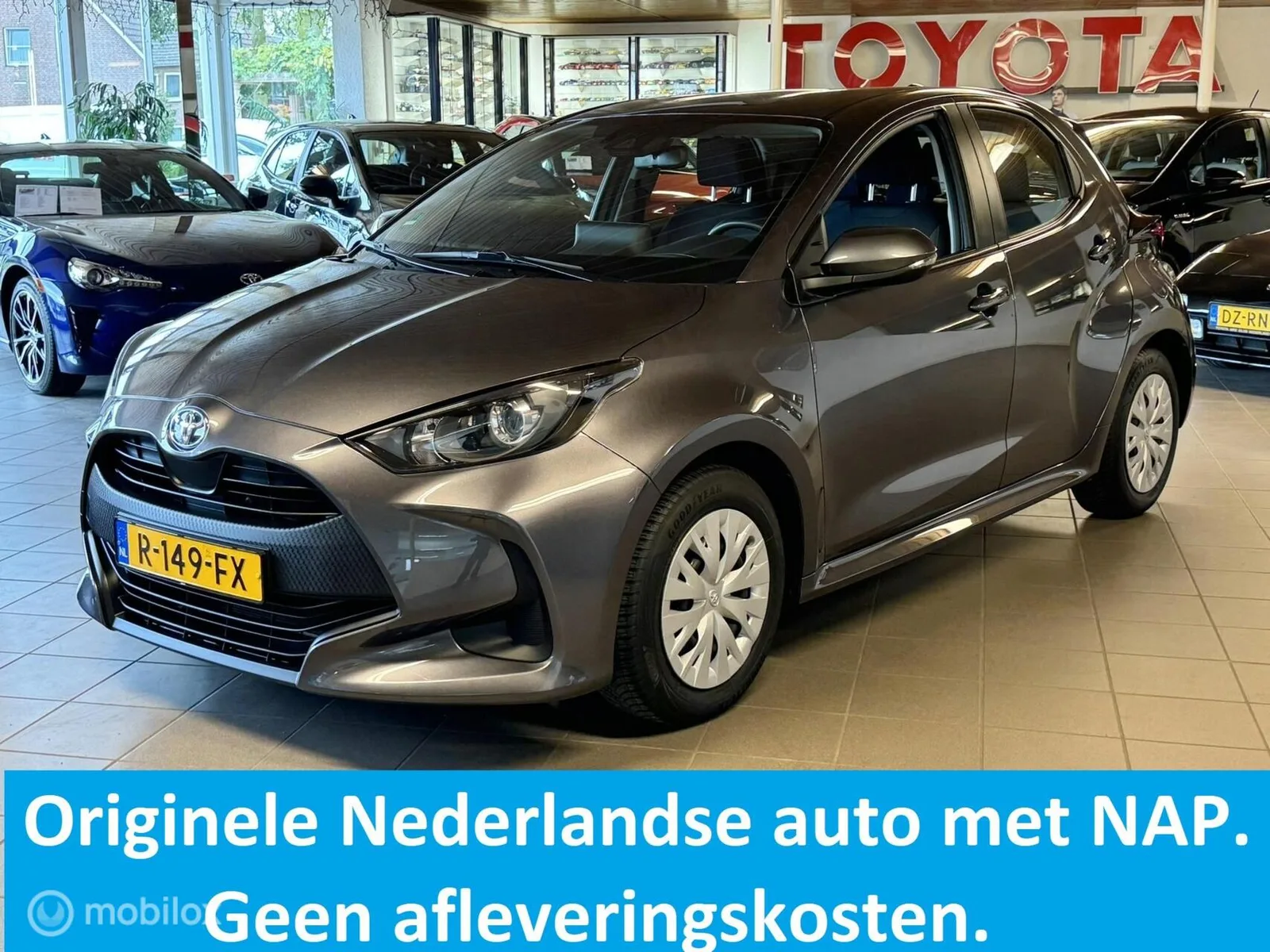 Toyota Yaris (2022) — foto 1