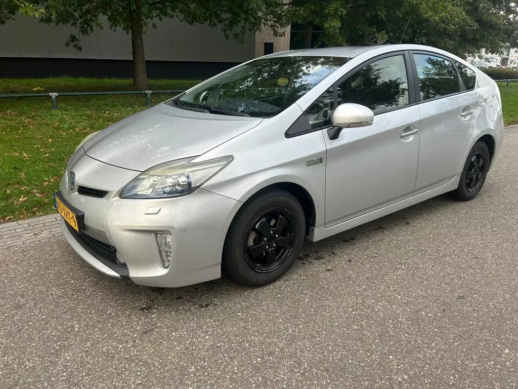 Toyota Prius (2012) — foto 1
