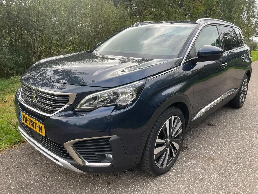 Peugeot 5008 (2018) — foto 1