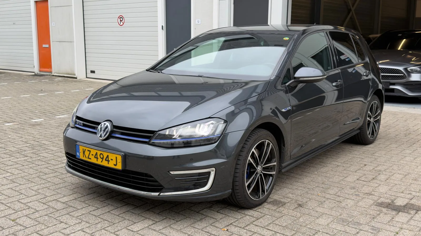 Volkswagen Golf (2016) — foto 1