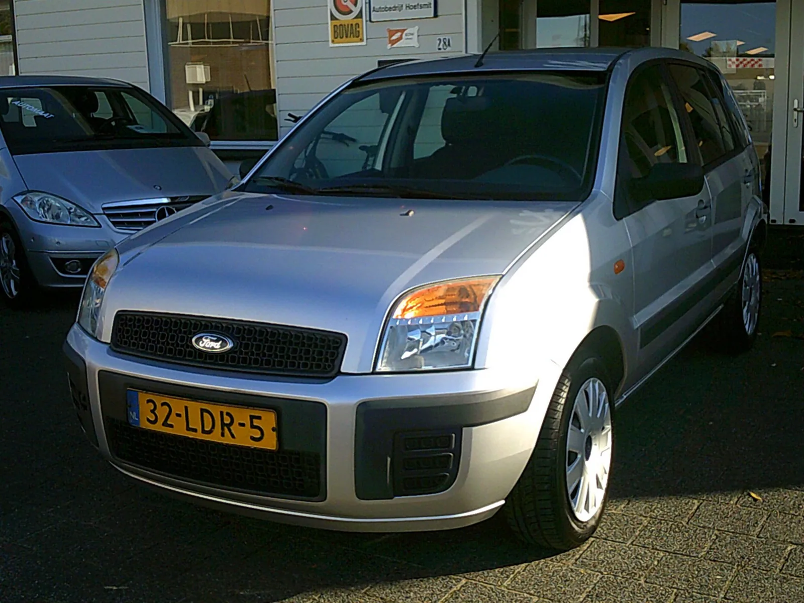 Ford Fusion (2010) — foto 1