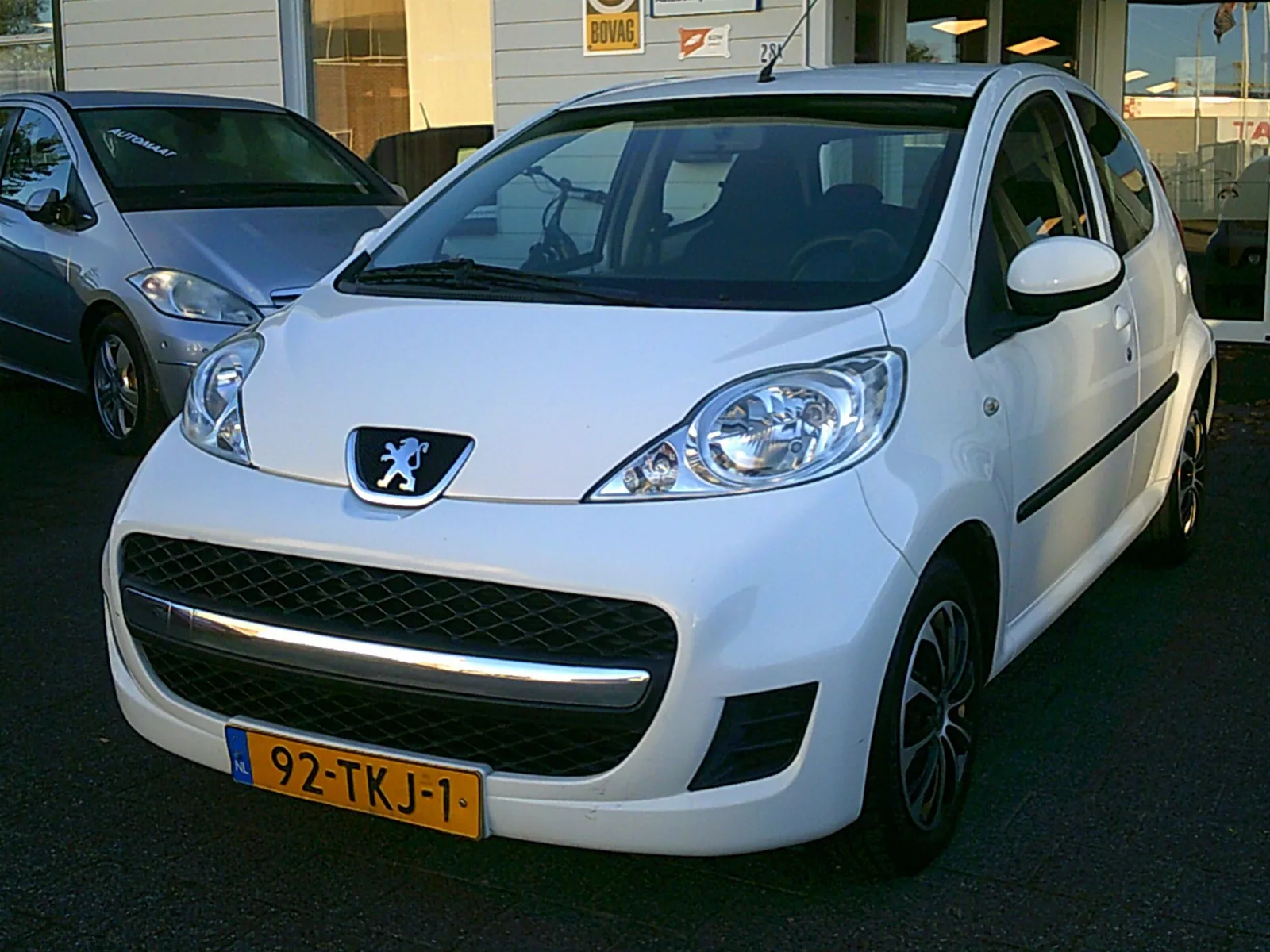 Peugeot 107 (2012) — foto 1