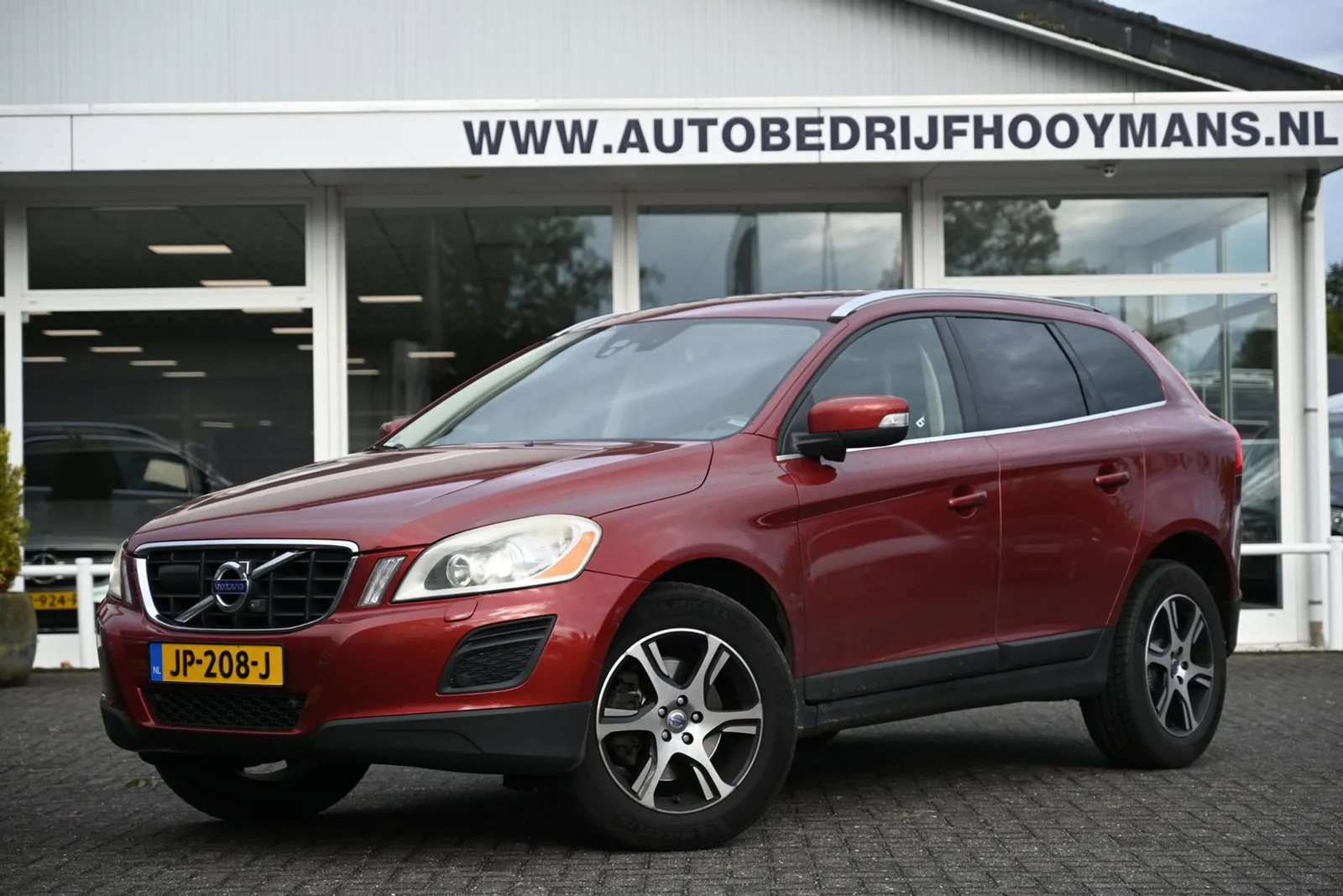 Volvo XC60 (0) — foto 1