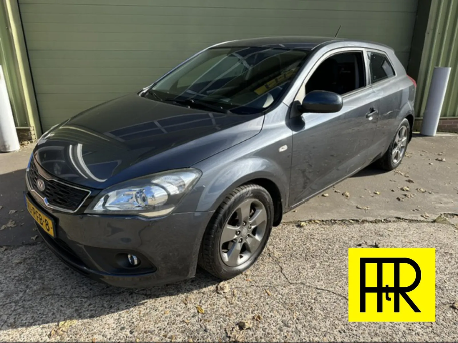 Kia Ceed (2011) — foto 1