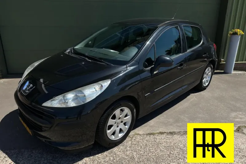 Peugeot 207 (2008)