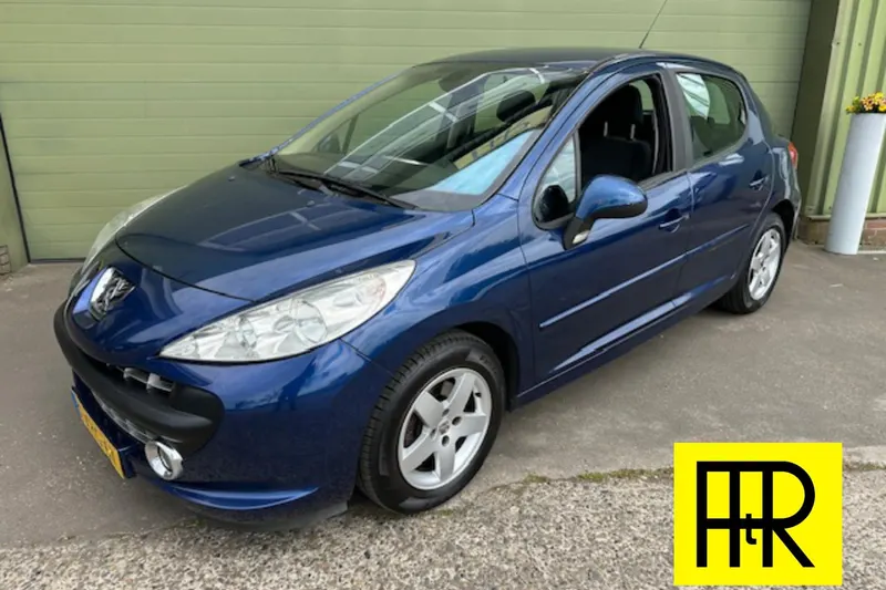 Peugeot 207 (2008)