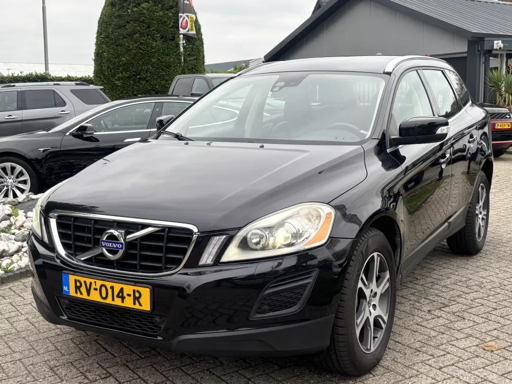 Volvo XC60 (2011) — foto 1