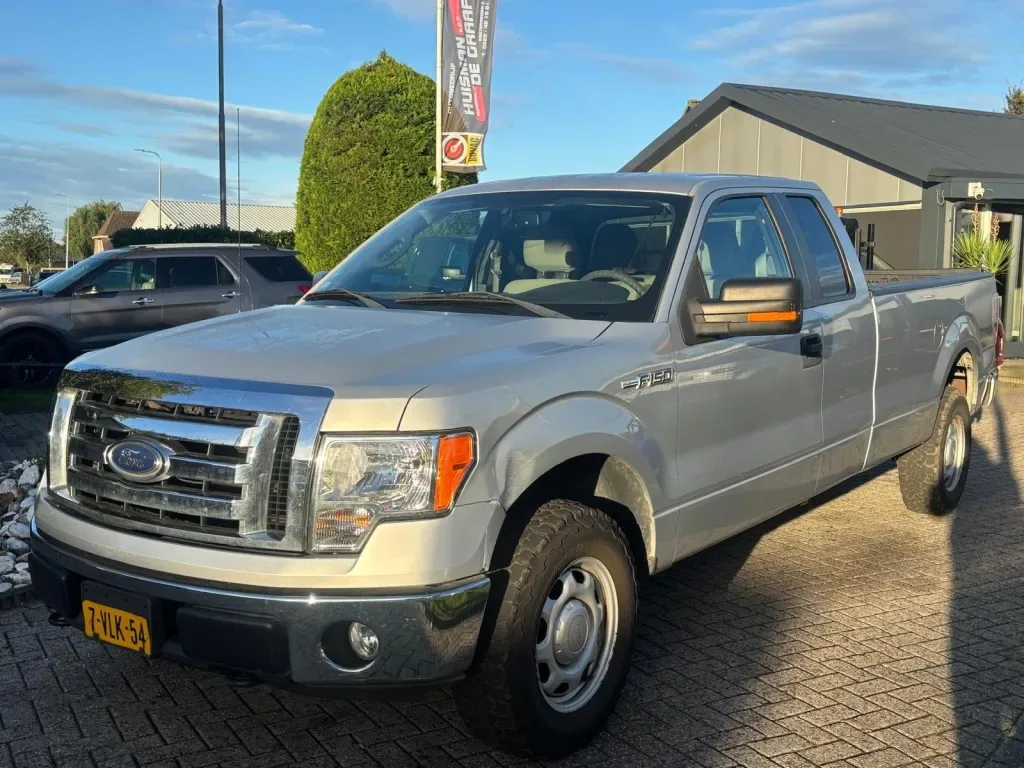 Ford F-150 (2011) — foto 1