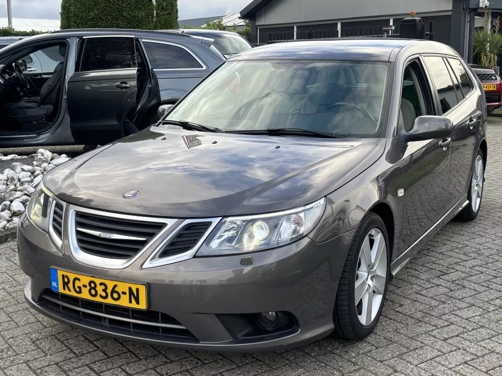 Saab 9-3 (2008) — foto 1