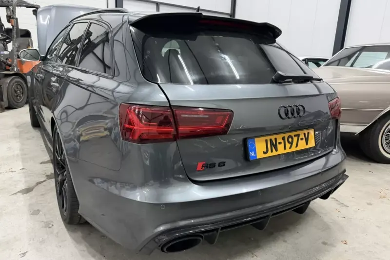 Audi RS 6 (2016)