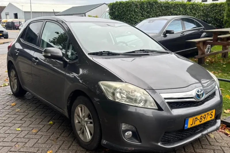 Toyota Auris (2012)