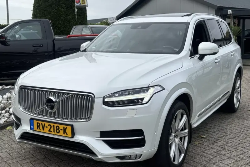 Volvo XC90 (2016)