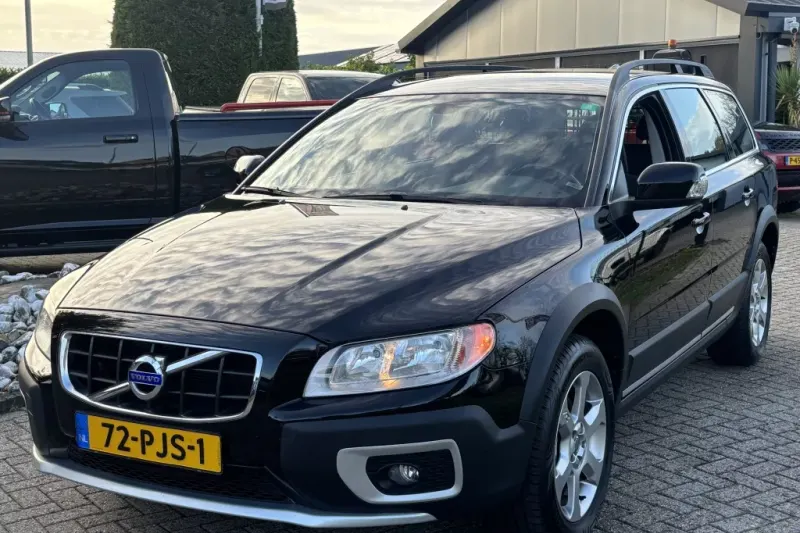 Volvo XC70 (2011)
