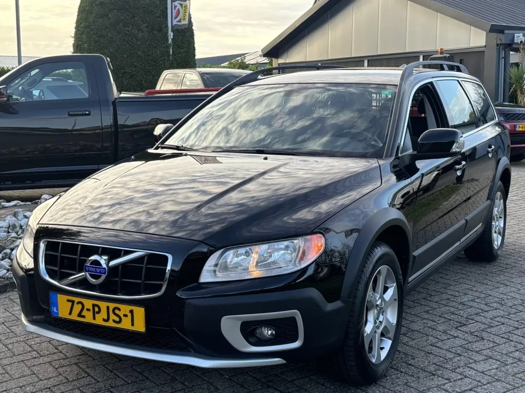Volvo XC70 (2011) — foto 1
