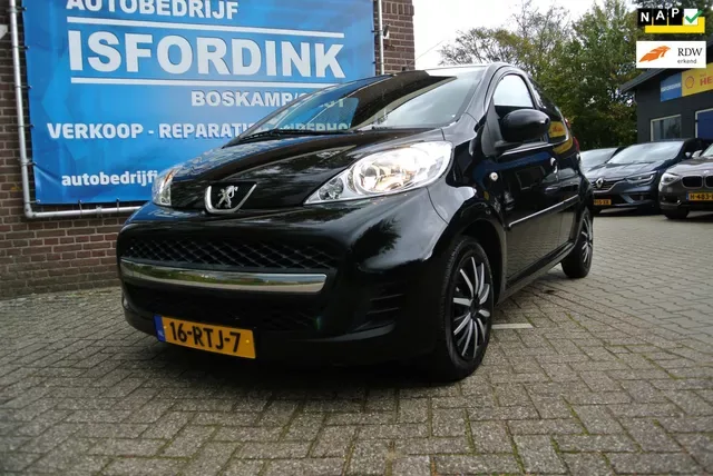 Peugeot 107 (2011) — foto 1