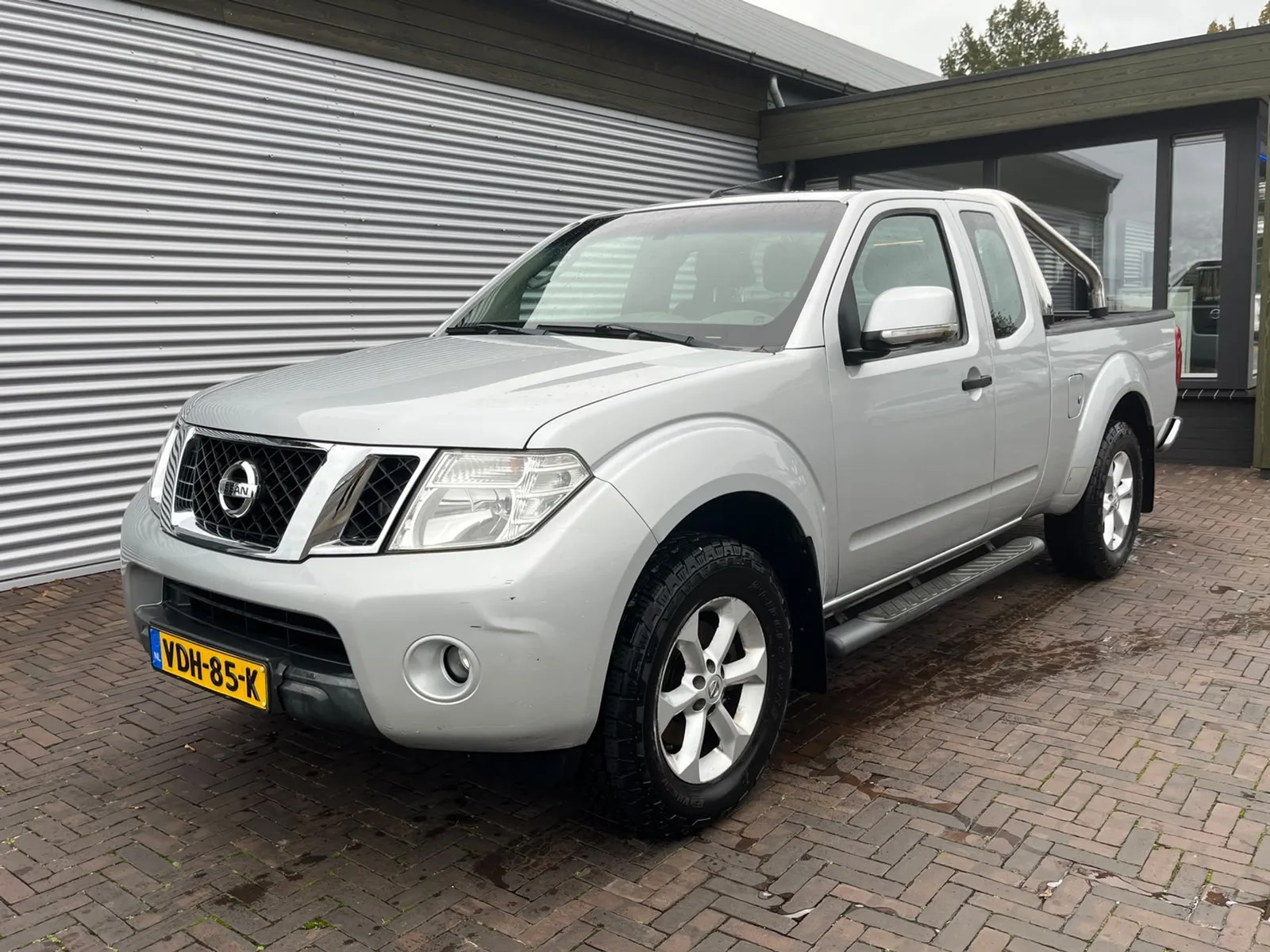 Nissan Navara (2012) — foto 1