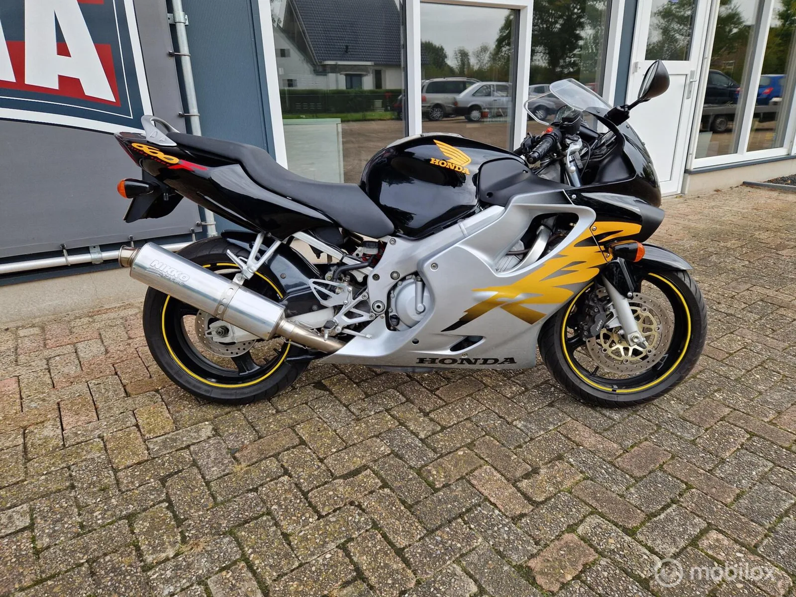 Honda CBR 600 F (1999) — foto 1