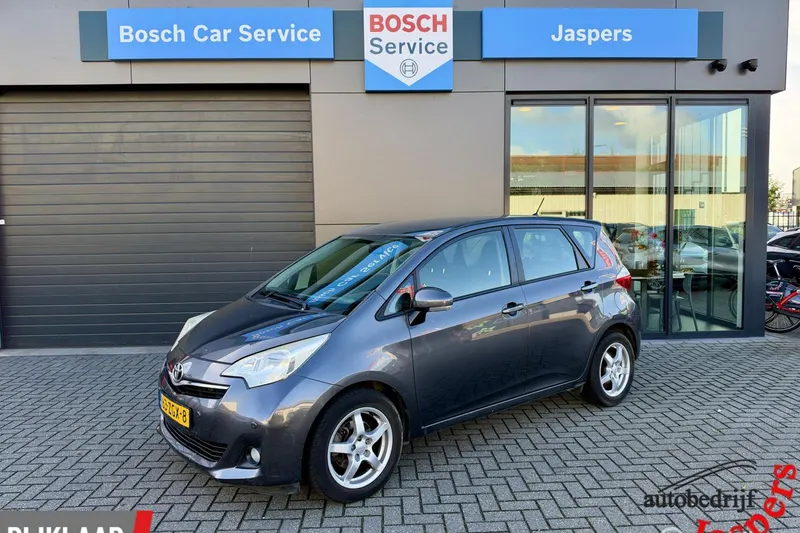 Toyota Verso (2012)