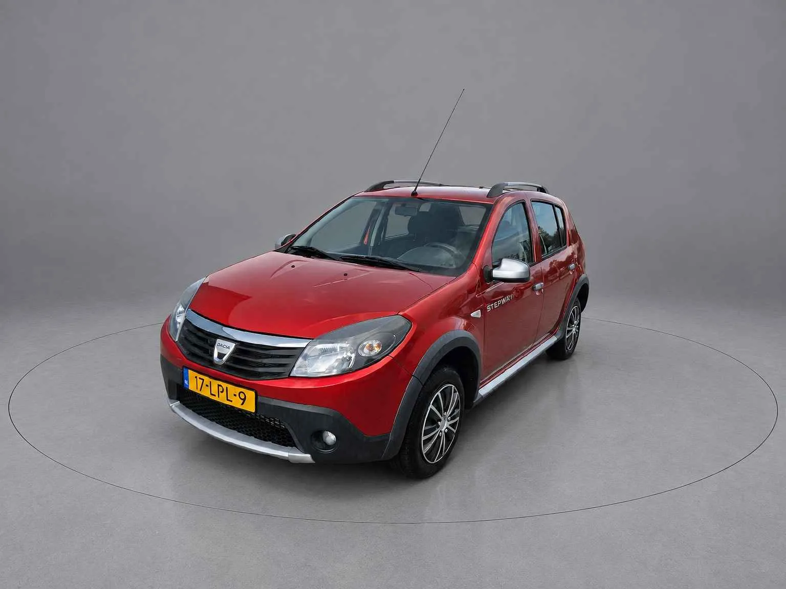 Dacia Sandero (2010) — foto 1